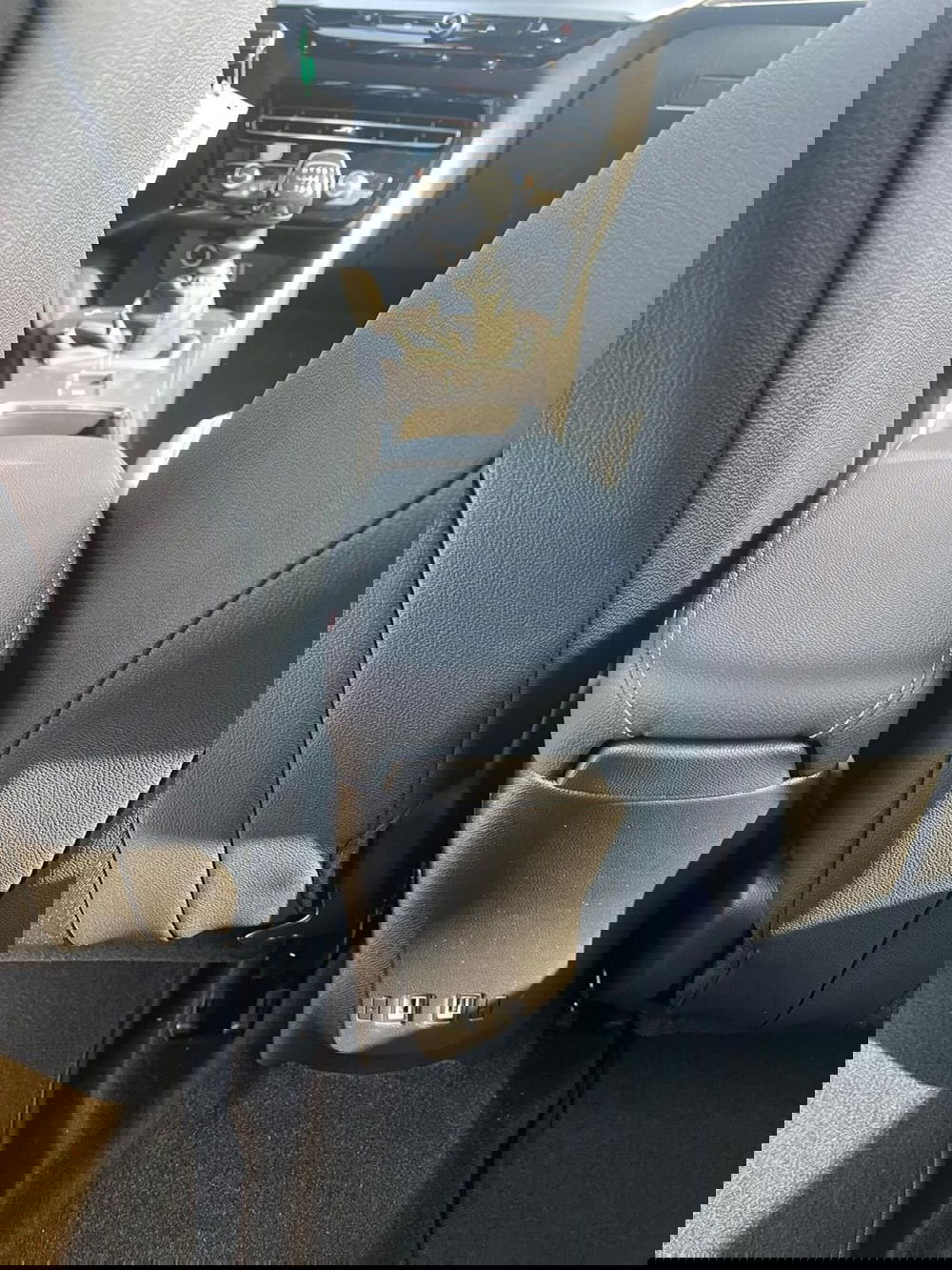 Opel Mokka nuova a Milano (19)