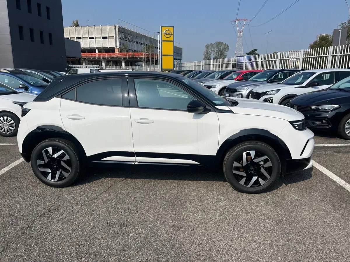 Opel Mokka nuova a Milano (4)