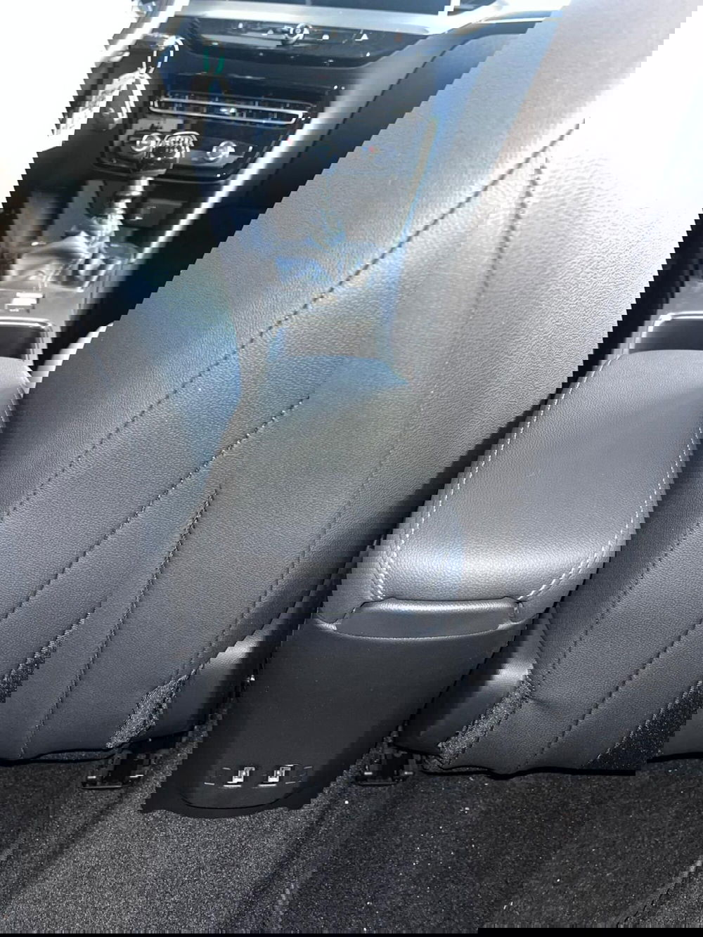 Opel Mokka nuova a Milano (19)