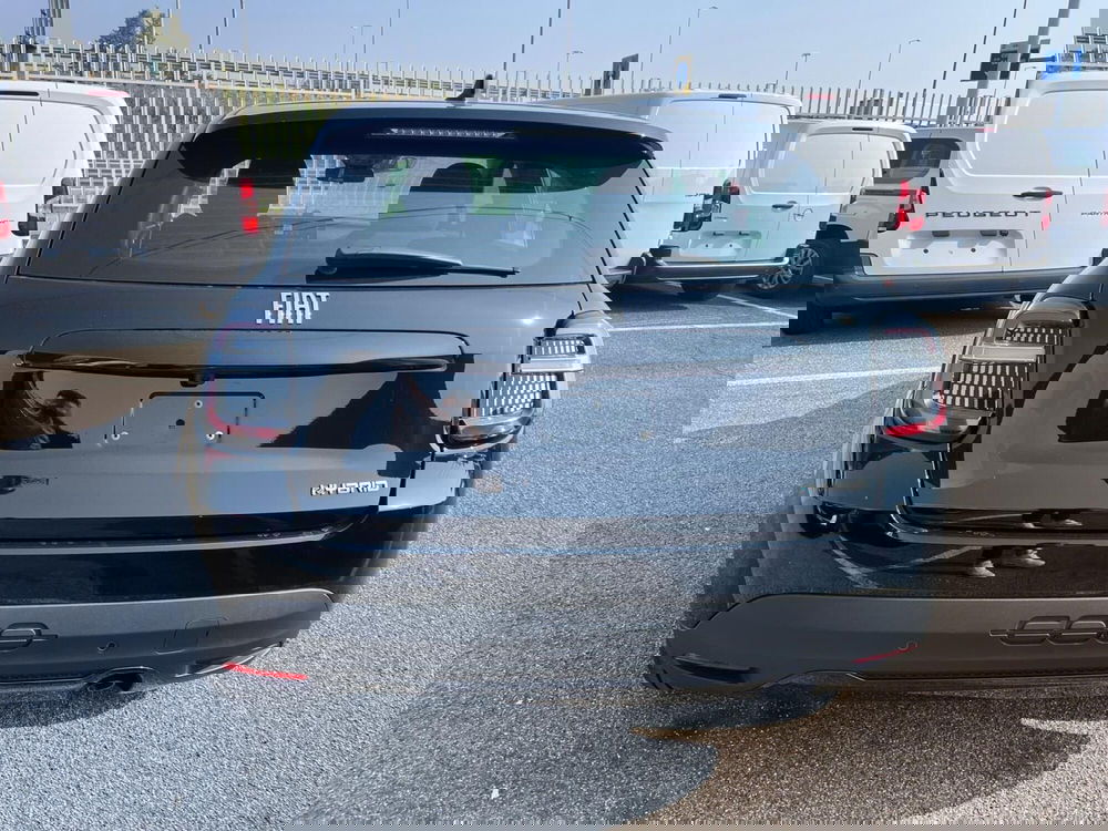 Fiat 600 nuova a Milano (8)