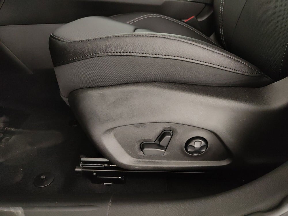 Jeep Compass nuova a Caserta (18)