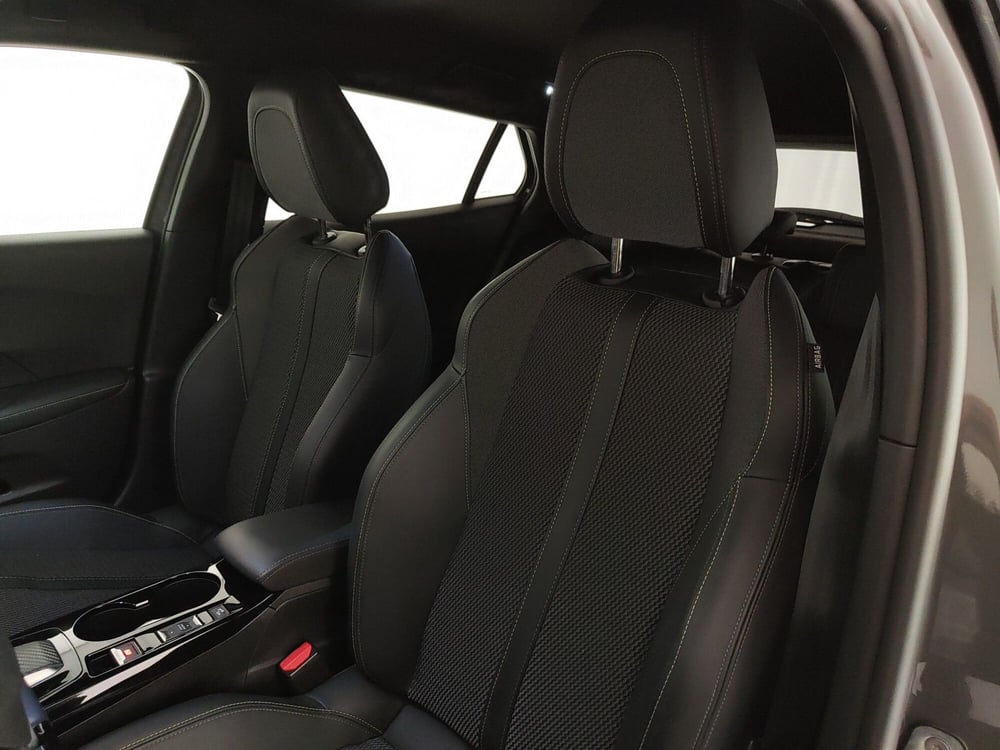 Peugeot 2008 usata a Caserta (18)