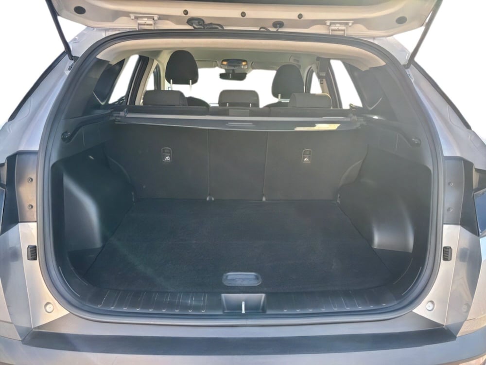 Hyundai Tucson usata a Lucca (9)