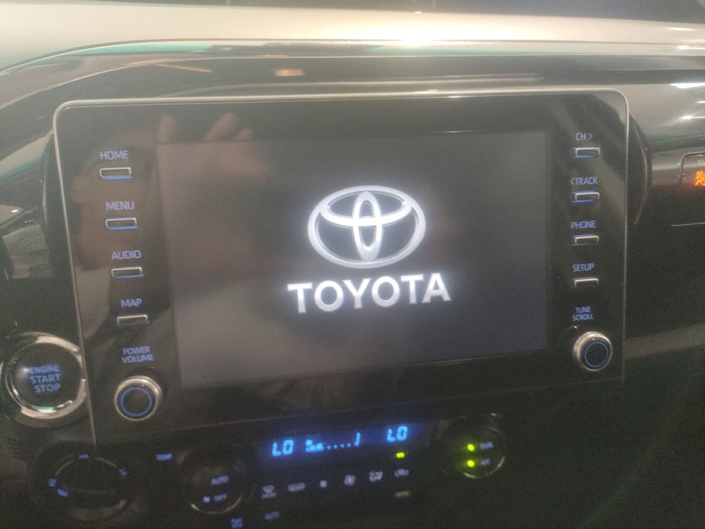 Toyota Hilux usata a Catania (13)
