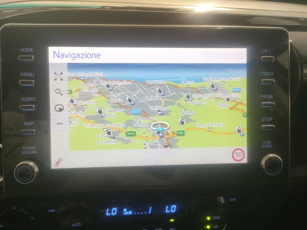 Toyota Hilux usata a Catania (14)