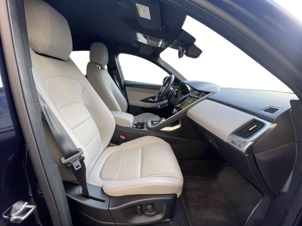 Jaguar E-Pace usata a Catania (3)