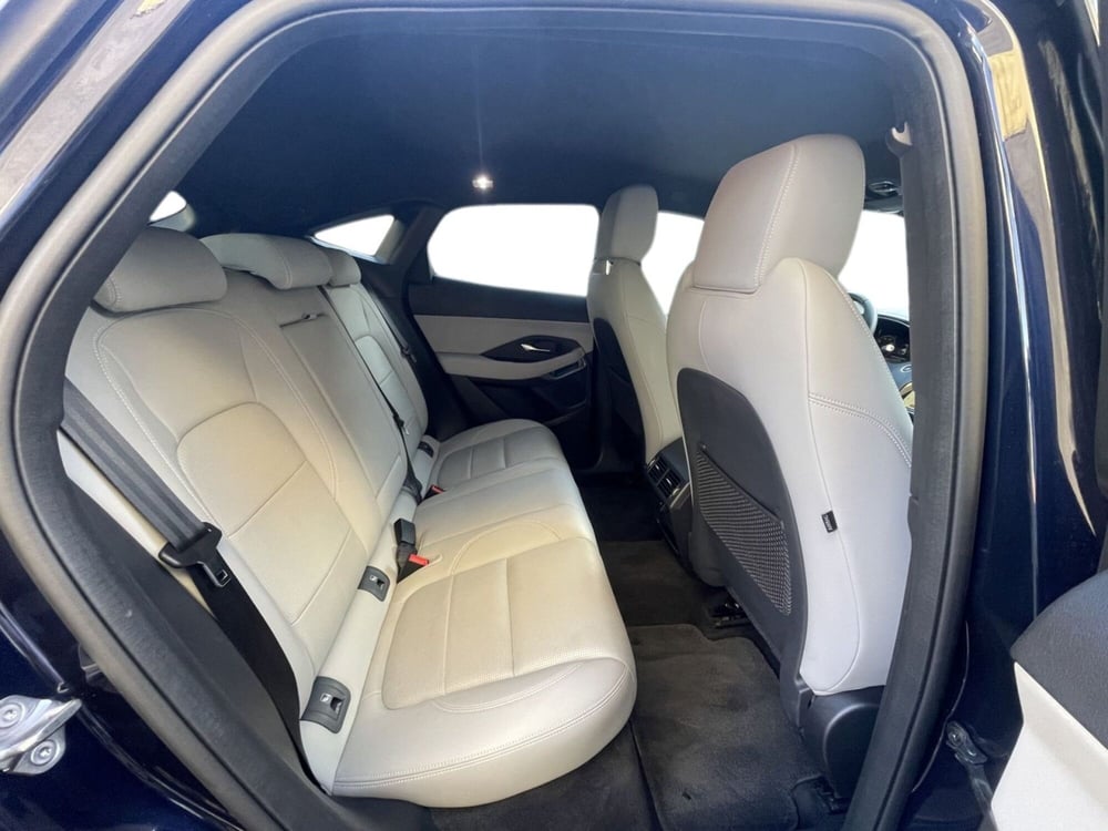 Jaguar E-Pace usata a Catania (5)