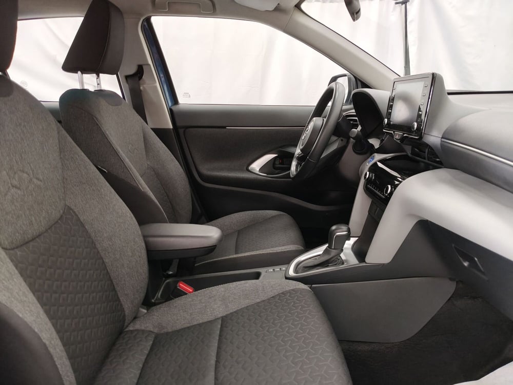 Toyota Yaris Cross usata a Roma (6)