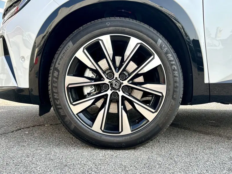 Renault Espace nuova a Monza e Brianza (5)