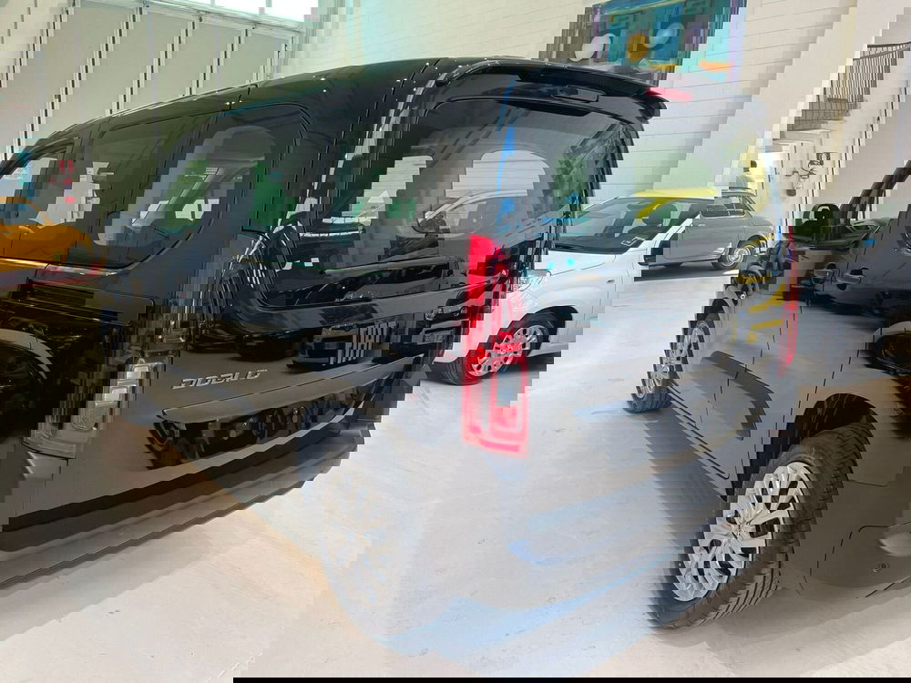 Fiat Doblò nuova a Reggio Emilia (4)