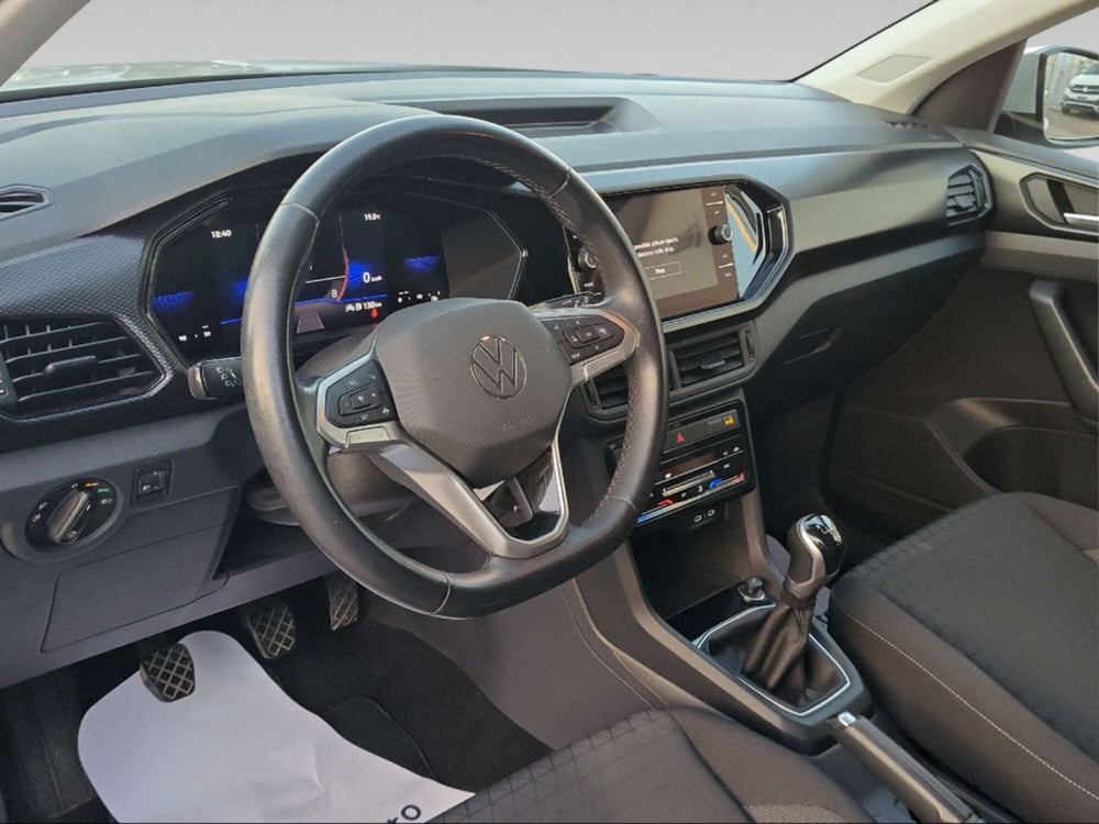 Volkswagen T-Cross usata a Livorno (12)