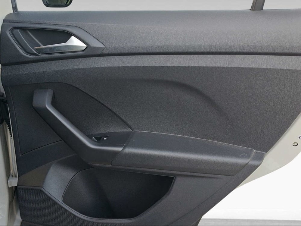 Volkswagen T-Cross usata a Livorno (14)