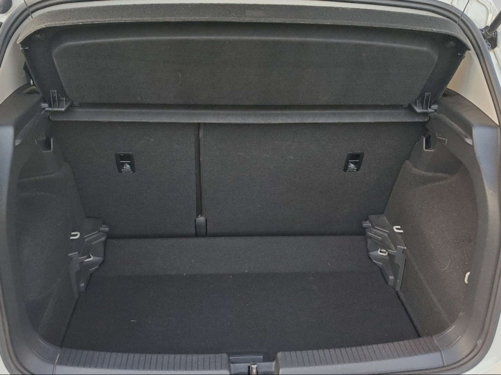 Volkswagen T-Cross usata a Livorno (6)