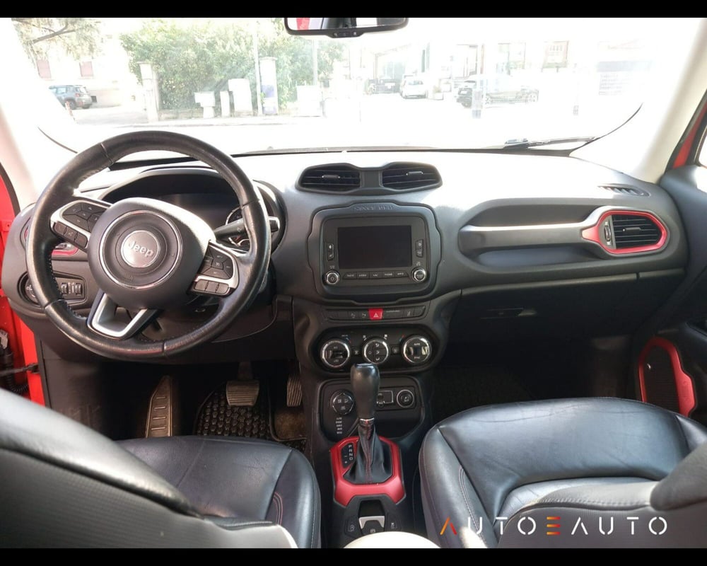 Jeep Renegade nuova a Parma (10)