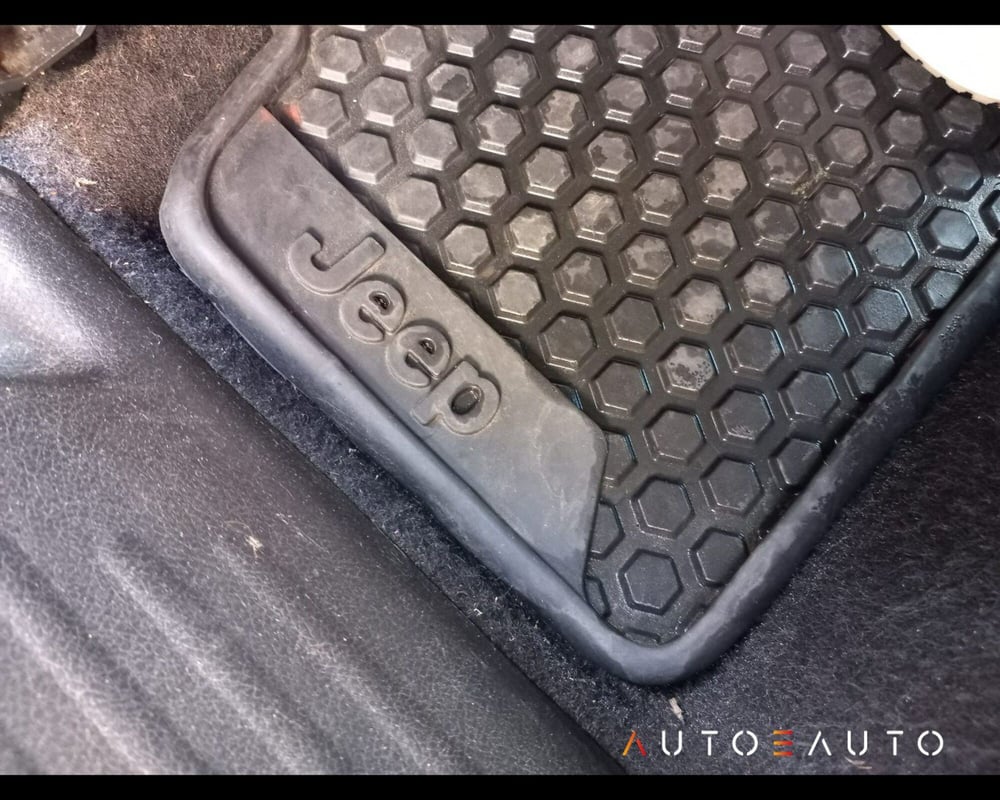 Jeep Renegade nuova a Parma (13)