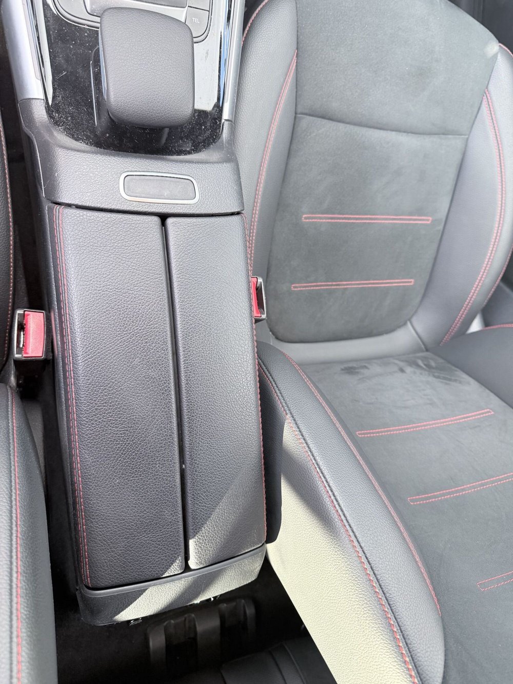 Mercedes-Benz GLB usata a Latina (13)
