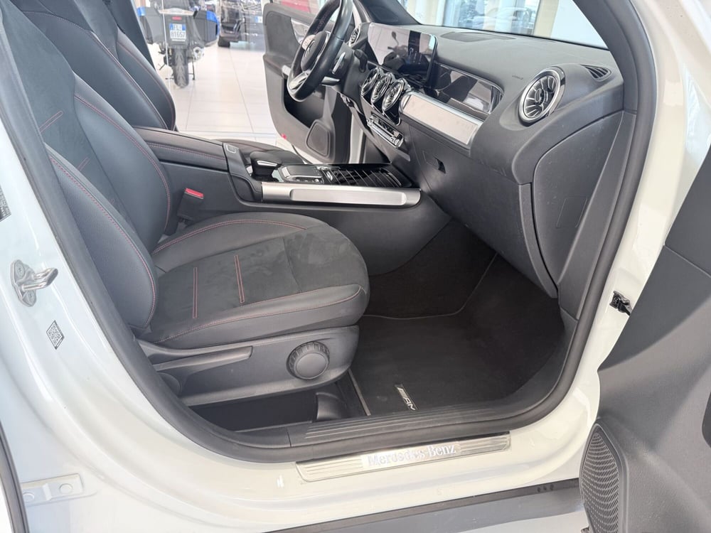Mercedes-Benz GLB usata a Latina (20)