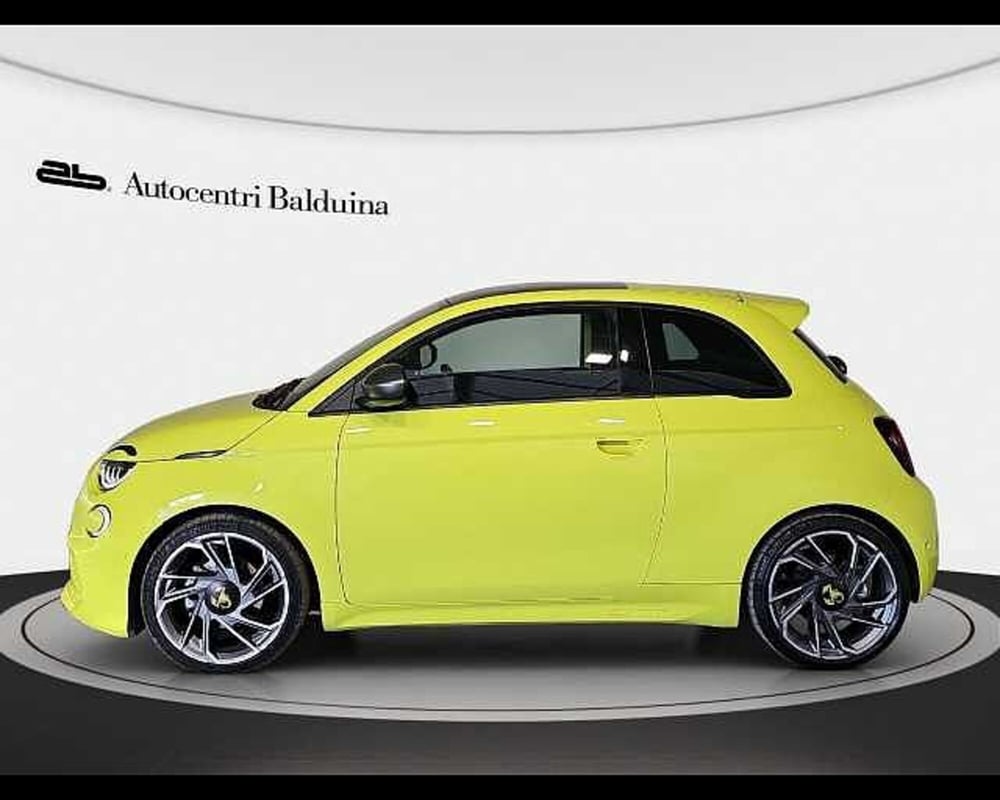 Abarth 500e Cabrio usata a Roma (3)