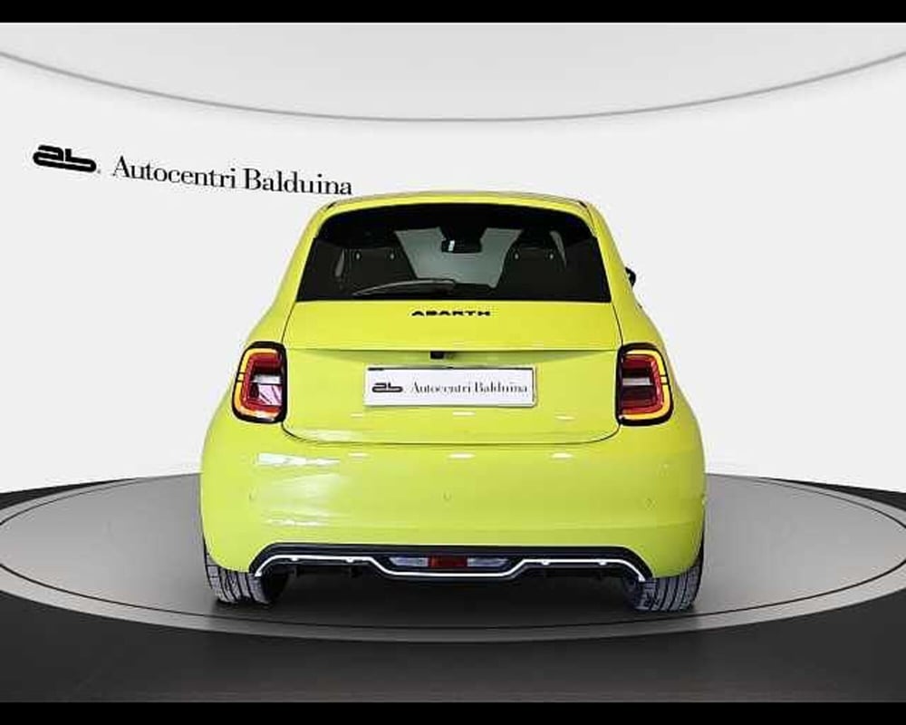 Abarth 500e Cabrio usata a Roma (5)