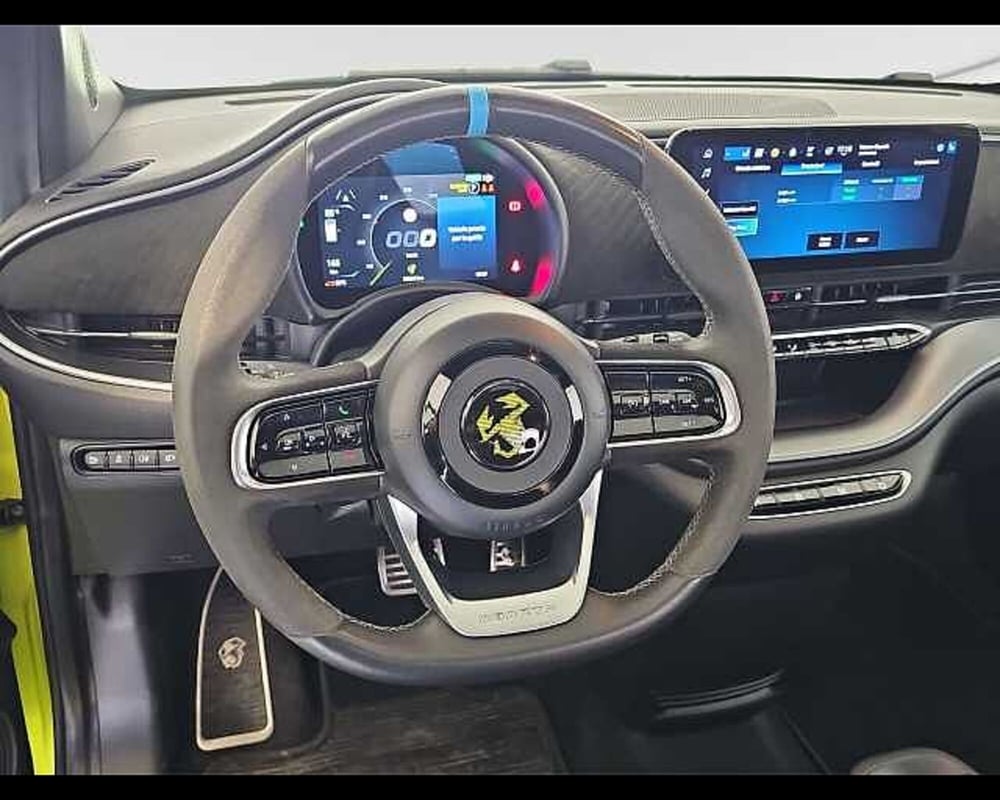 Abarth 500e Cabrio usata a Roma (7)