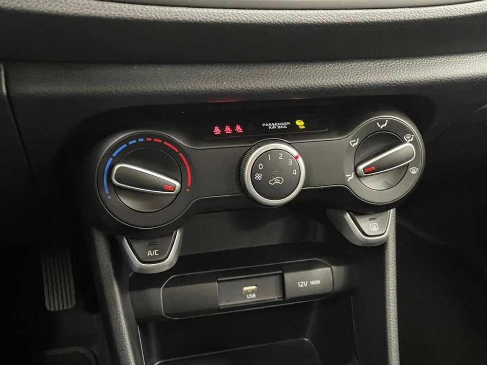 Kia Picanto usata a Como (16)