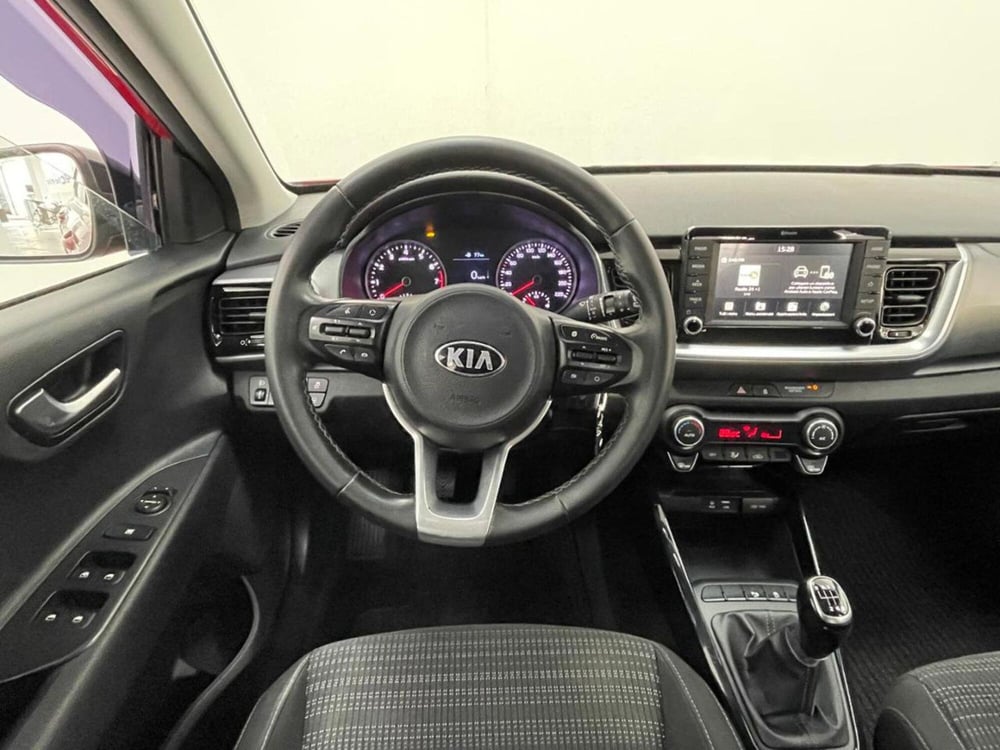 Kia Stonic usata a Como (19)