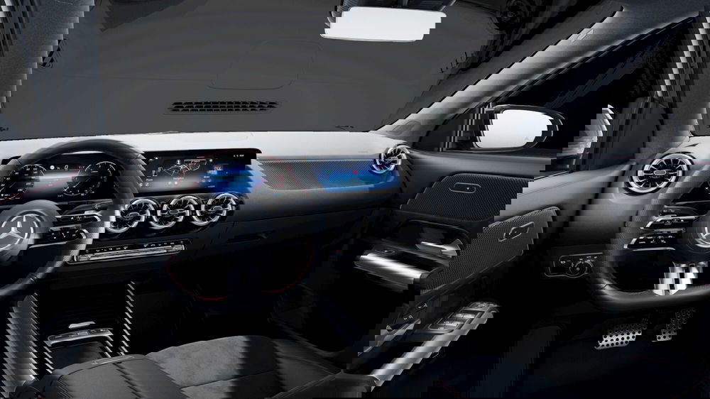 Mercedes-Benz GLA SUV nuova a Milano (8)