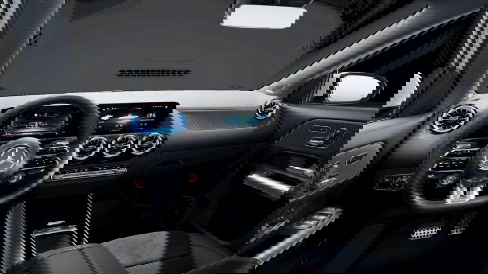 Mercedes-Benz GLA SUV nuova a Milano (8)