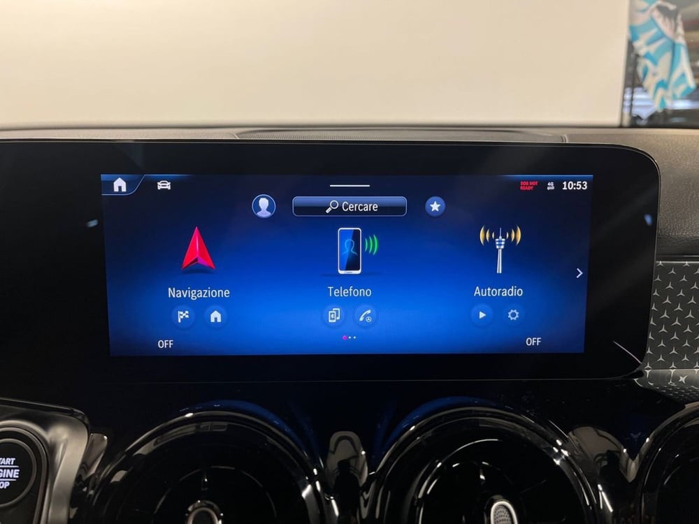 Mercedes-Benz GLB usata a Milano (12)