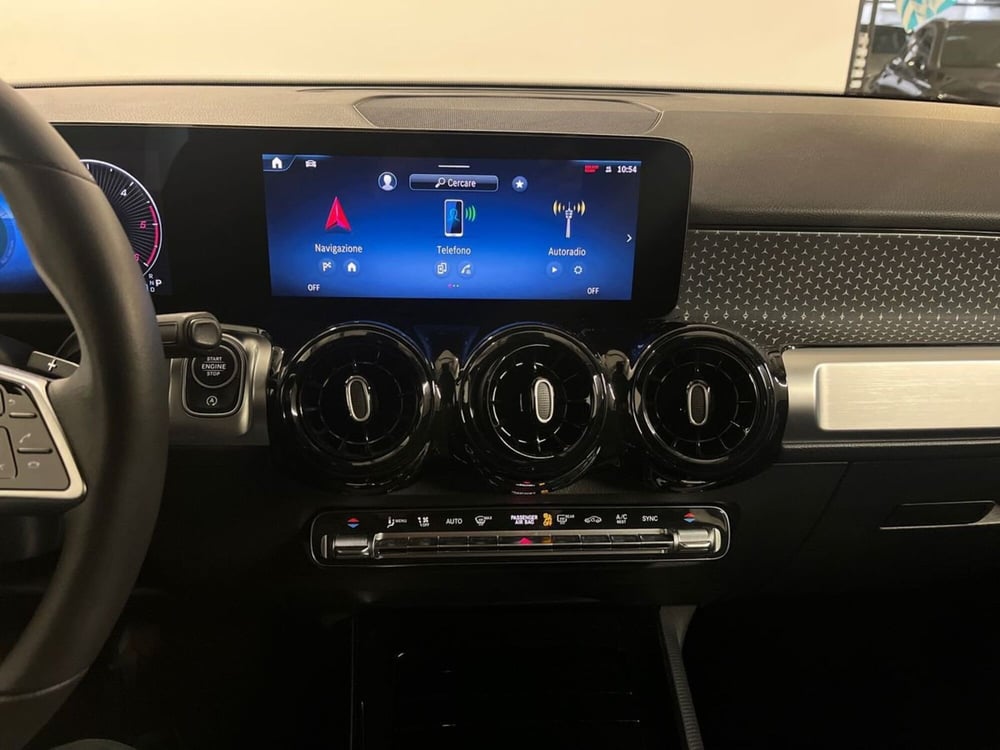 Mercedes-Benz GLB usata a Milano (14)