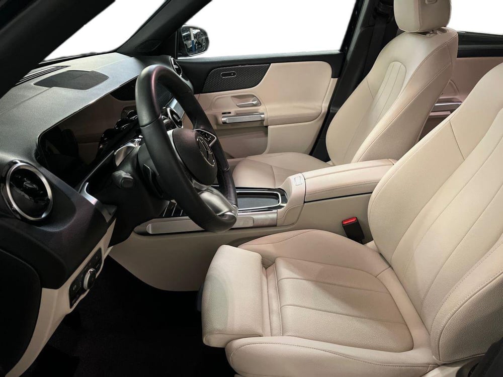 Mercedes-Benz GLB usata a Milano (10)
