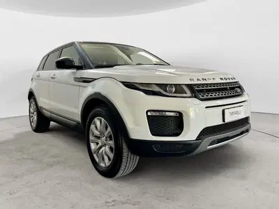 Land Rover Range Rover Evoque 2.0 TD4 150 CV 5p. SE Dynamic del 2019 usata a Monopoli
