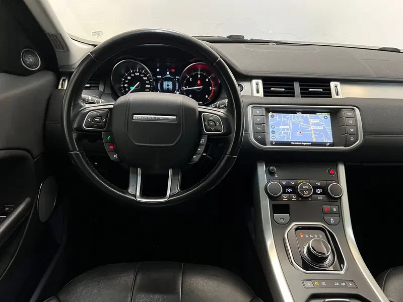 Land Rover Range Rover Evoque usata a Bari (19)