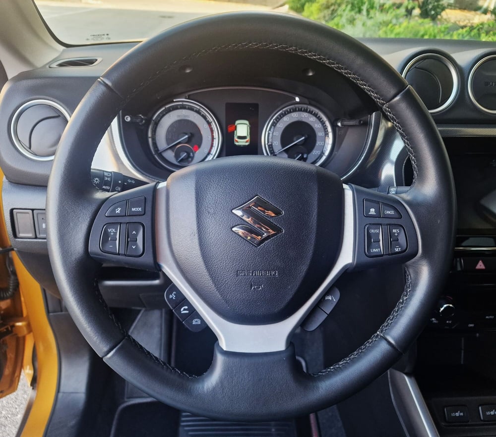 Suzuki Vitara usata a Milano (12)