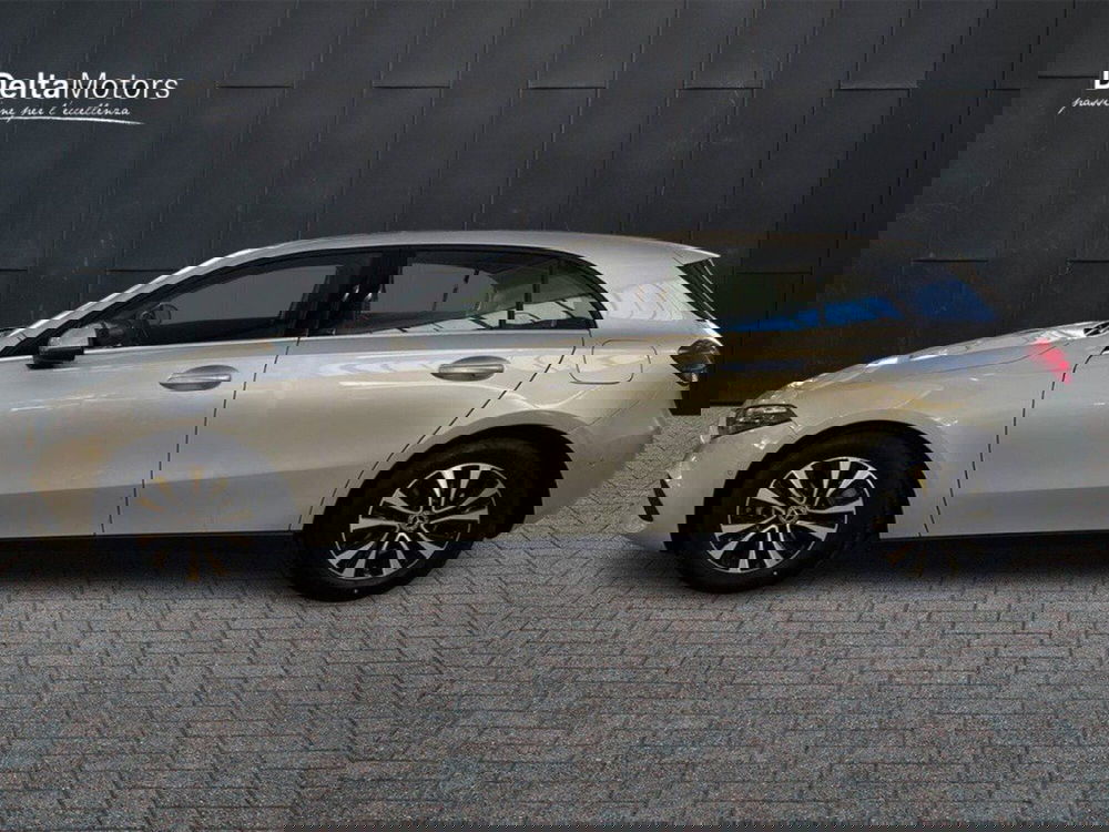 Mercedes-Benz Classe A Sedan nuova a Rimini (2)