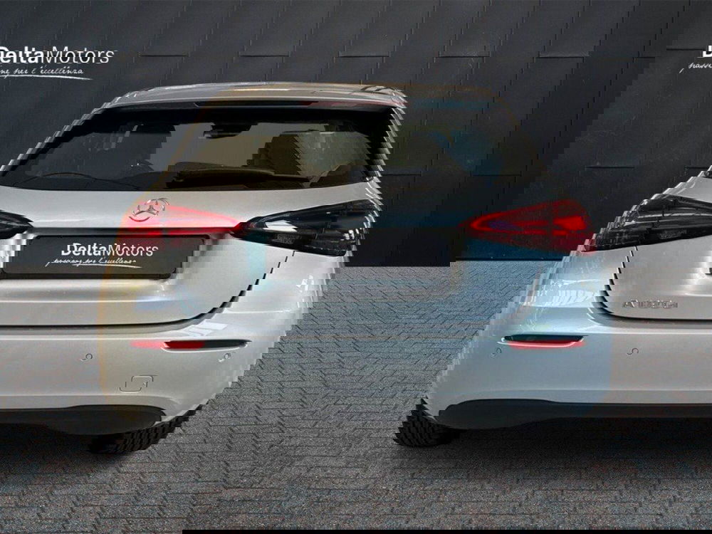 Mercedes-Benz Classe A Sedan nuova a Rimini (4)