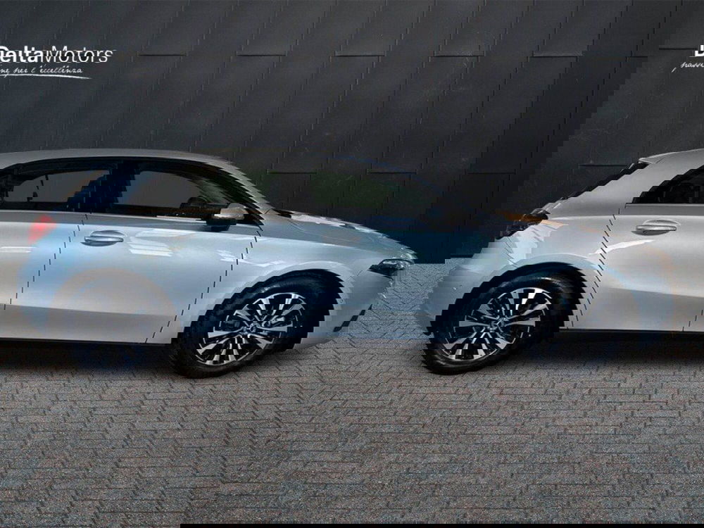 Mercedes-Benz Classe A Sedan nuova a Rimini (5)