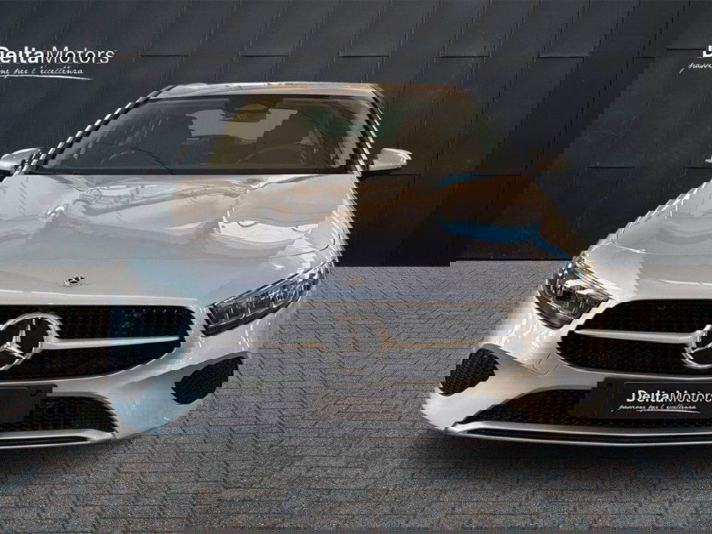 Mercedes-Benz Classe A Sedan nuova a Rimini (6)