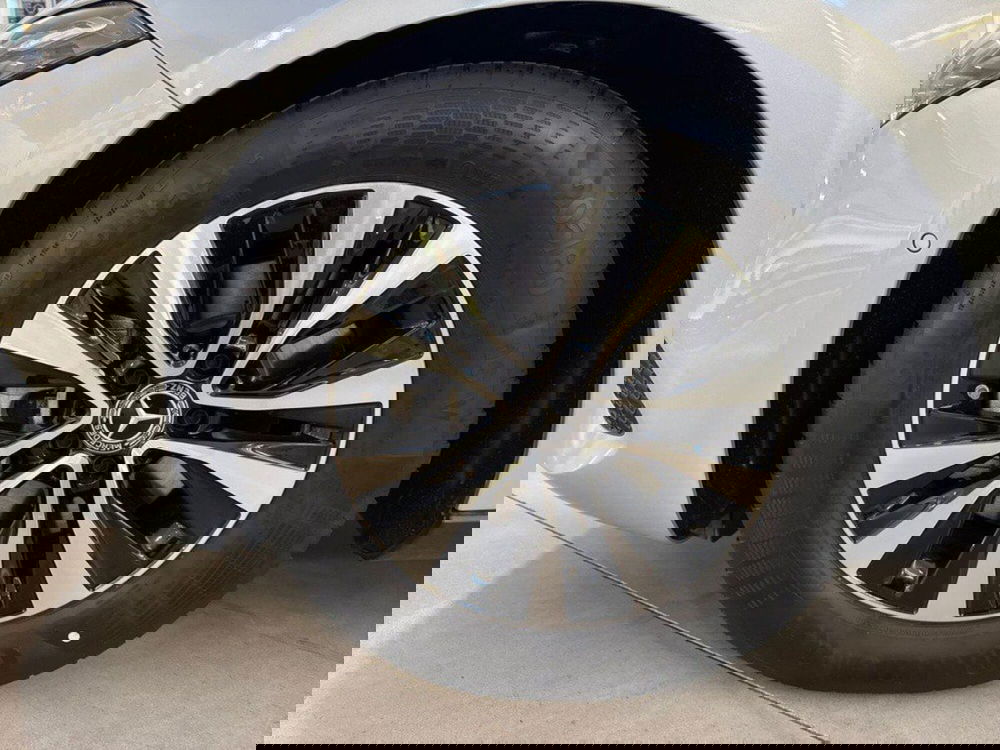 Mercedes-Benz Classe A Sedan nuova a Rimini (8)