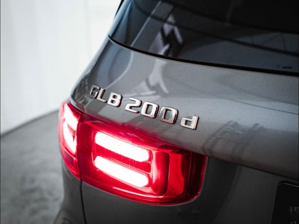 Mercedes-Benz GLB nuova a Macerata (9)