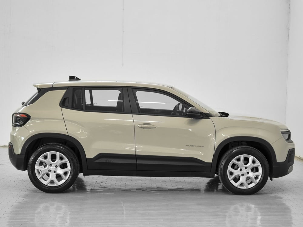 Jeep Avenger usata a Prato (3)
