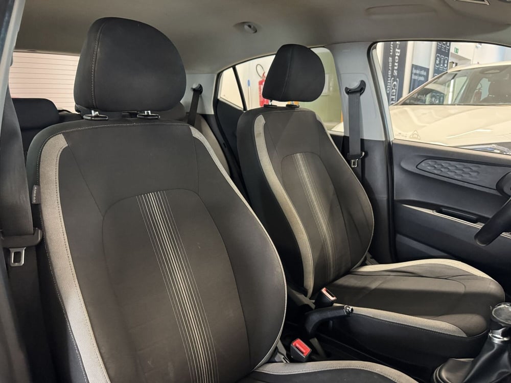 Hyundai i10 usata a Messina (8)