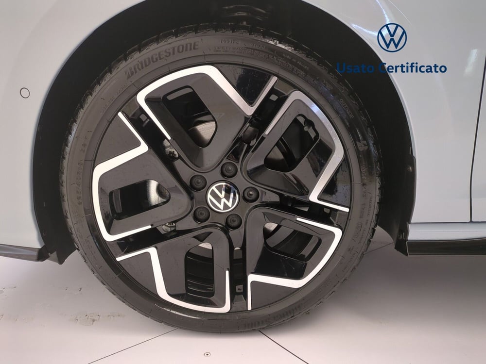 Volkswagen Golf nuova a Avellino (11)