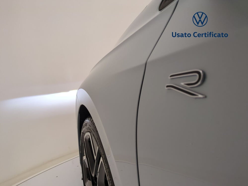 Volkswagen Golf nuova a Avellino (12)