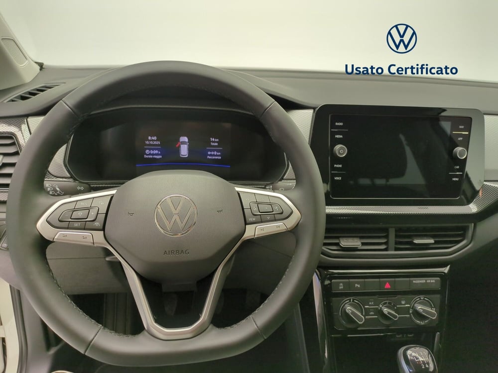 Volkswagen T-Cross nuova a Avellino (20)