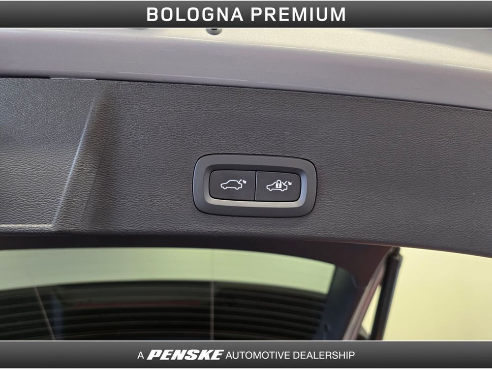 Volvo XC40 usata a Bologna (10)