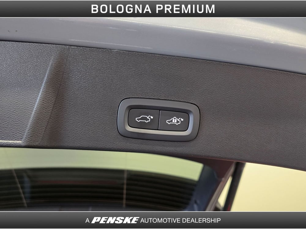 Volvo XC40 usata a Bologna (10)