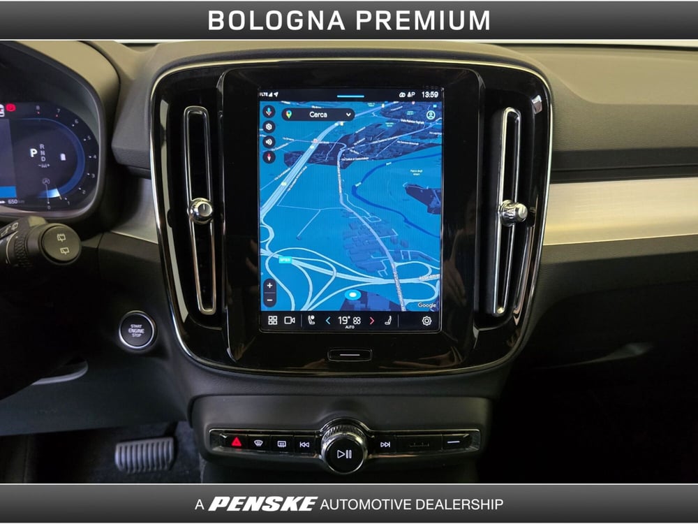 Volvo XC40 usata a Bologna (13)