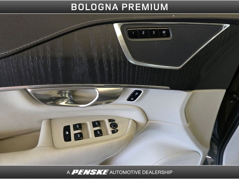 Volvo XC90 usata a Bologna (14)
