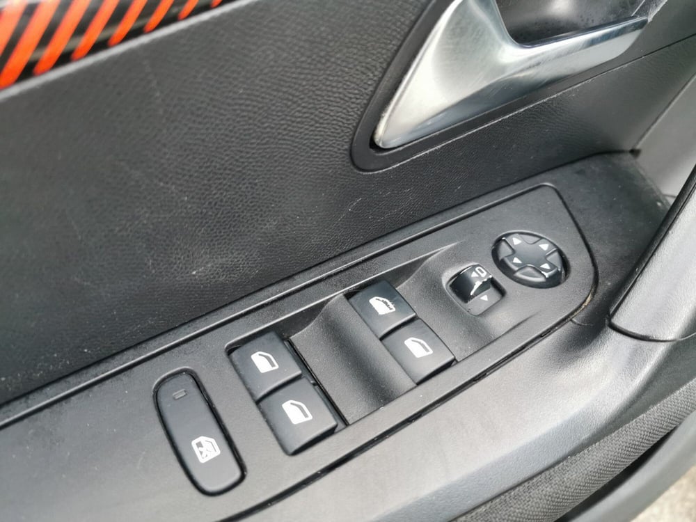 Peugeot 2008 usata a Taranto (15)
